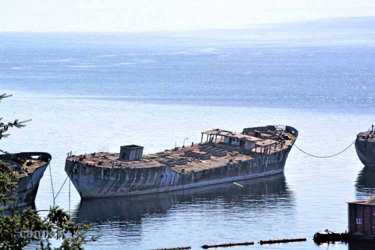 wwii ship breakwater